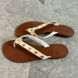 White/cream Tory Burch sandals with gold. Size 7